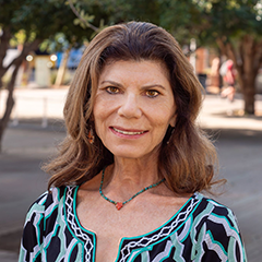 Headshot of Nancy Howe